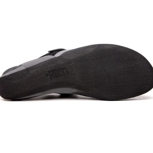 Evolv Defy climbing shoes* Climbing