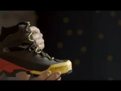 La Sportiva Aequilibrium LT Woman GTX women's mountaineering boot* Boots