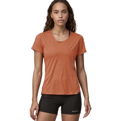 Patagonia W's Cap Cool Lightweight Shirt women's t-shirt*Women T-Shirts|Women