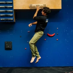YY Vertical Verticalboard First climbing hangboard* Hangboards