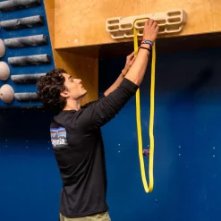 YY Vertical Verticalboard First climbing hangboard* Hangboards